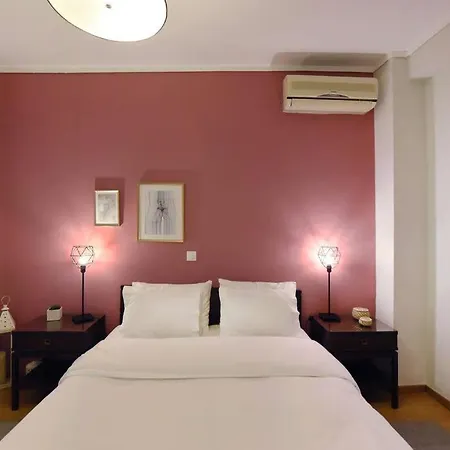 The Muse, Colorful Cozy Flat On Mitropoleos Downtown テッサロニキ